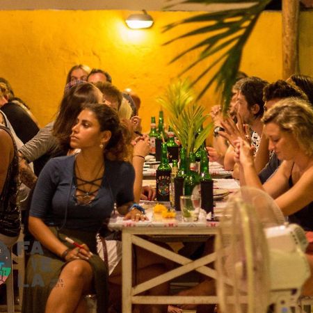 La Favela Pansiyon Gili Trawangan Dış mekan fotoğraf